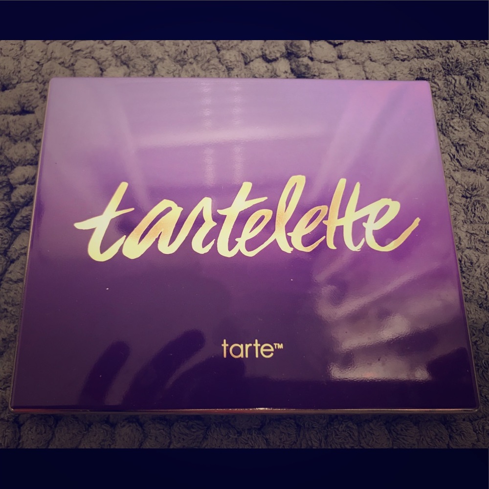 ✨TARTE Tartelette Amazonian Clay Matte Palette✨